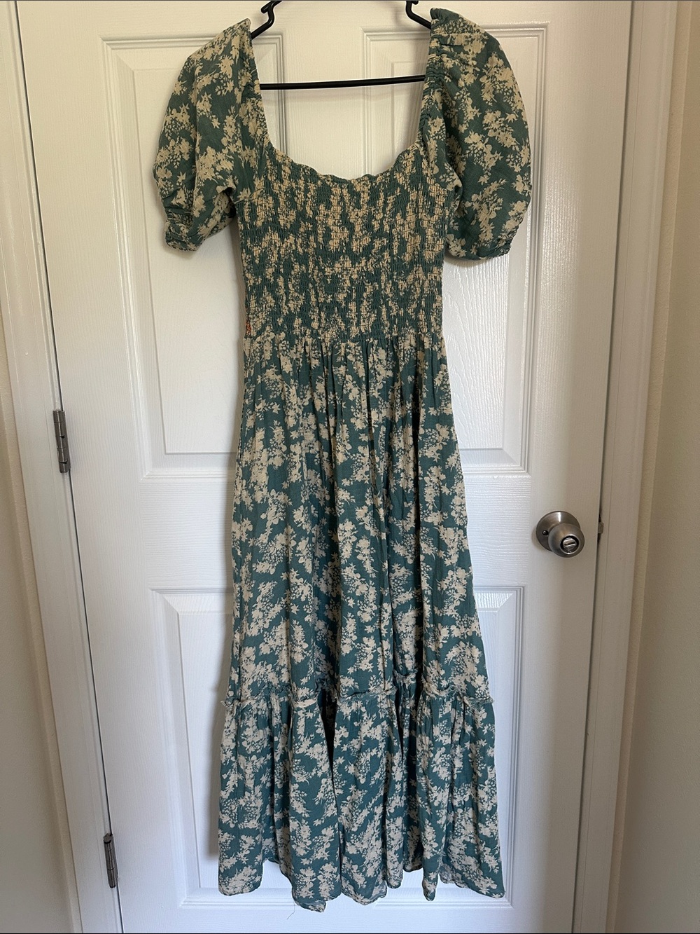 Green Floral Puff-Sleeve Maxi Dress - Picture 4 of 4